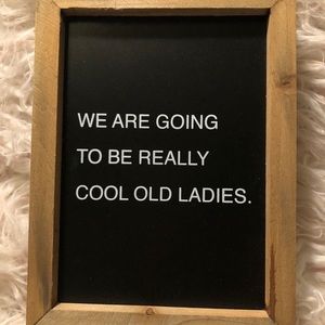 Funny Room Decor 👯‍♀️